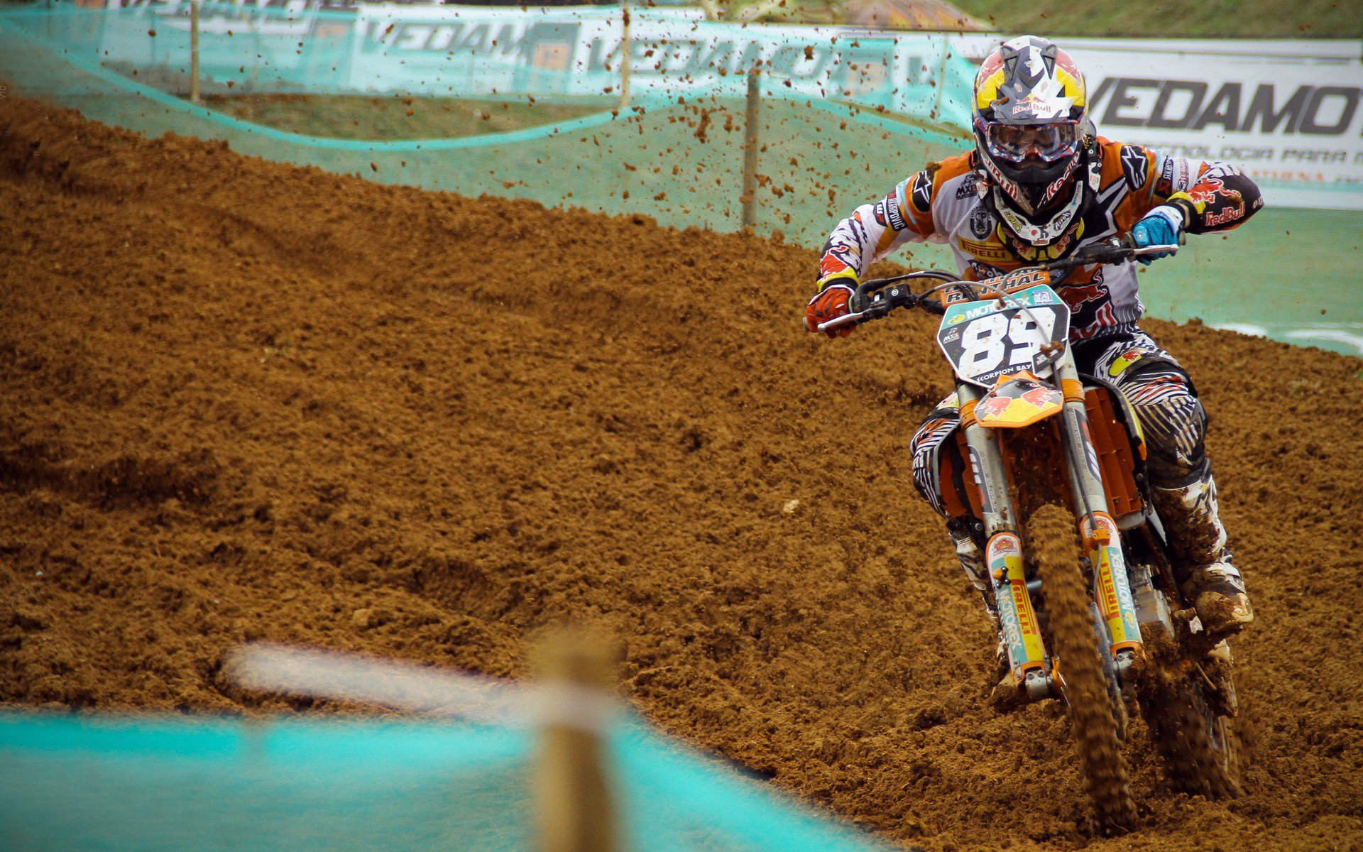 9-8、5-4双杀奇迹!女足世界杯“杀疯了”震撼赛场,法国意大利爆冷出局,四强对阵新鲜出炉